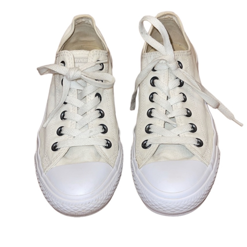 CONVERSE • Chuck Taylor All Star Low Top